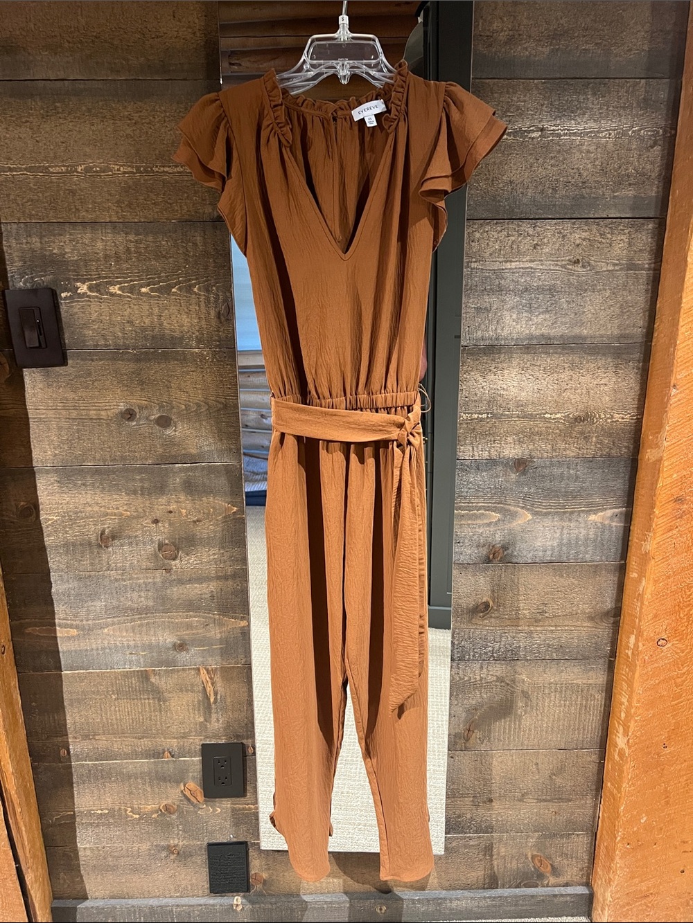 Evereve Rust Brown V-Neck Tie-Waist Jumpsuit with Flutter Sleeves